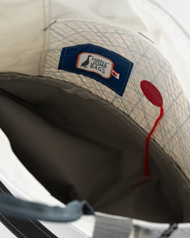 #color_sailcloth